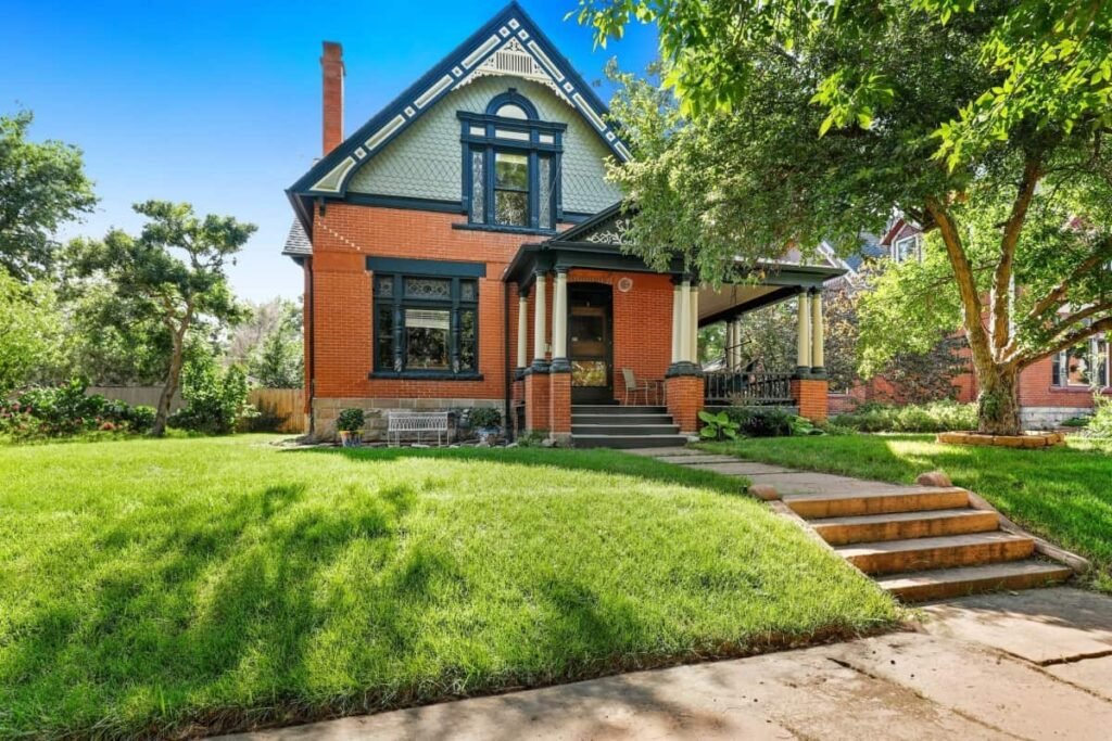 Chicago Didn’t Get the Memo: Why Our Suburbs Are Thriving While the Nation Stalls
